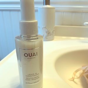 Ouai haircare leave in conditioner